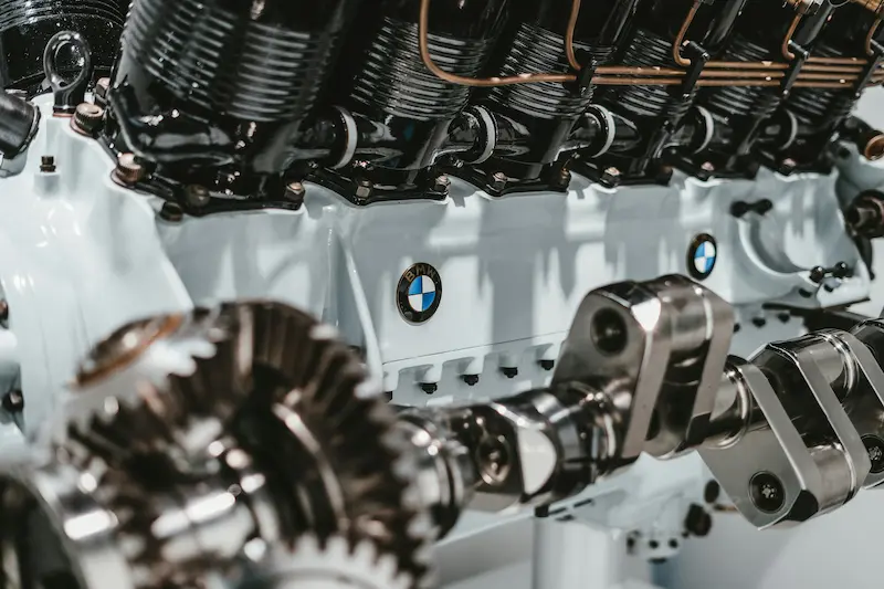 Engine Parts & Components
